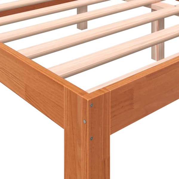 Sängram utan madrass vaxbrun 150x200 cm massiv furu