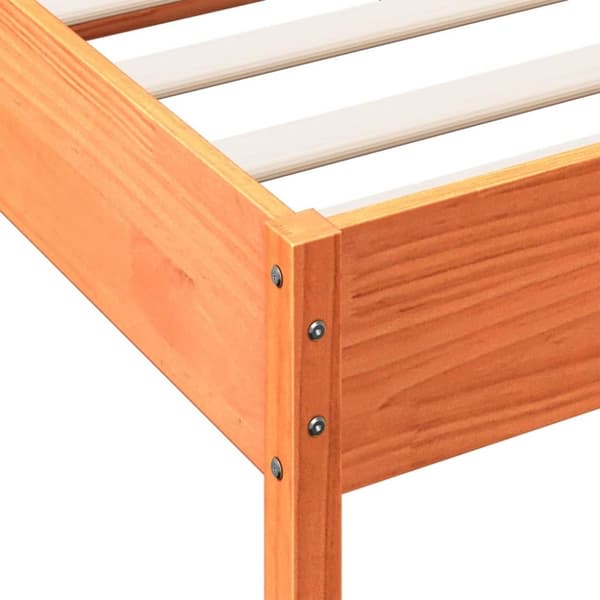 vidaXL Sängynrunko ilman patjaa vahanruskea 75x190 cm täysi mänty