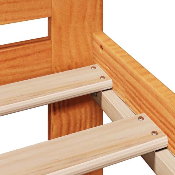vidaXL Sengeramme uten madrass brun 135x190 cm heltre furu