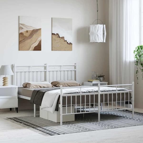 Sängram med huvudgavel och fotgavel vit metall 135x190 cm