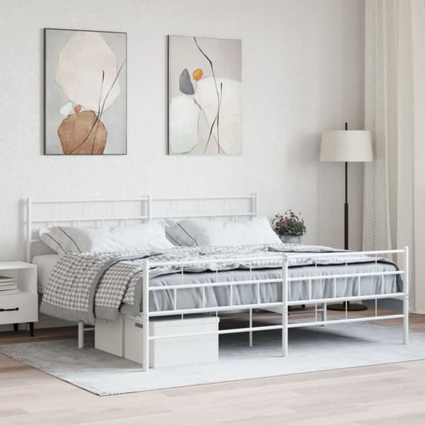Sängram med huvudgavel och fotgavel vit metall 183x213 cm