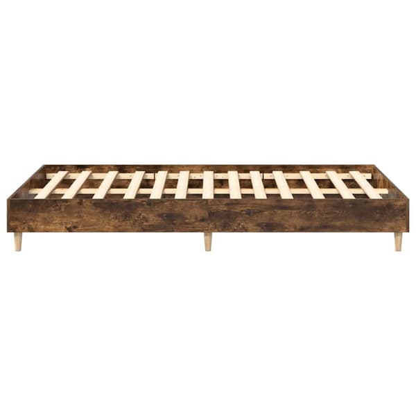 vidaXL Sengeramme uten madrass røkt eik 135x190 cm konstruert tre
