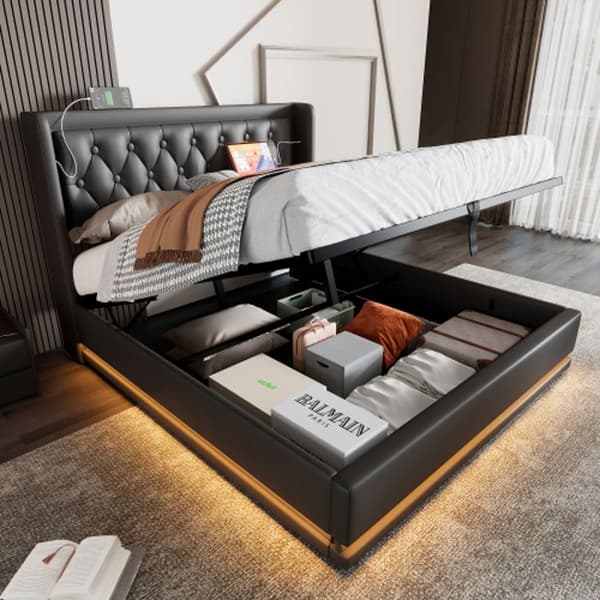 Dubbel säng med knappar, 180*200 cm, svart PU, tuftad huvudgavel, med USB, LED-funktion (madrass ingår ej)