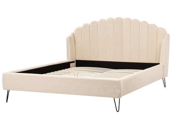 Sengeramme Beige Bouclé 180 x 200 cm Metallben Skjellformet sengegavl Retro og glamorøs stil Dobbeltseng Soverom