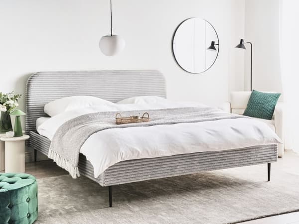 Seng Grå Fløjl 180 x 200 cm Moderne Dobbeltseng Stof To Mands Seng Lav Sengeramme Minimalistisk Design