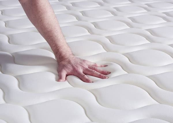 Ensemble madrass av latex + minneskum ACTILATEX TOUCH 120x190 3 komfortzoner + sängbotten KIT bl 120 x 190 cm Vit