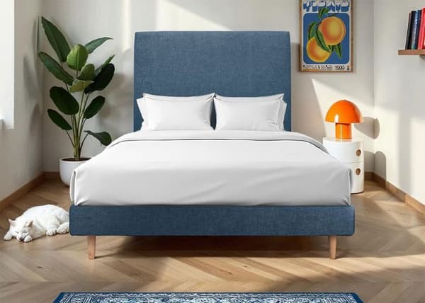 Säng 160x200cm med sänggavel klädd i tyg och sängbotten kit Blå - Total höjd: 29cm