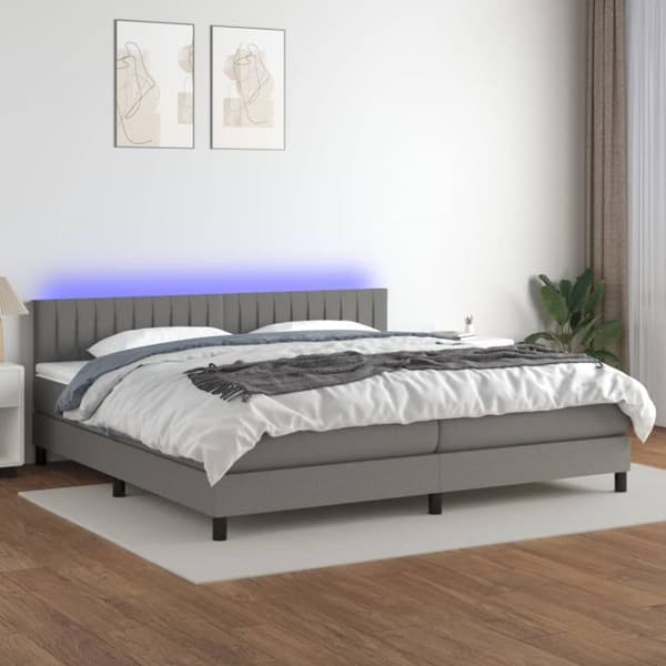 Ramsäng med madrass & LED mörkgrå 200x200 cm tyg