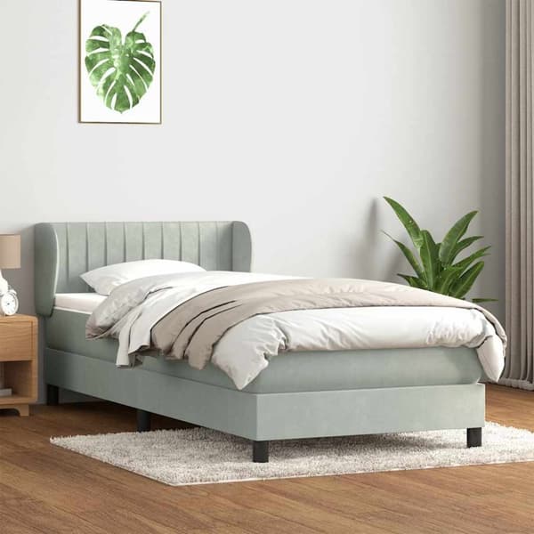 Ramsäng med madrass ljusgrå 80x220 cm sammet
