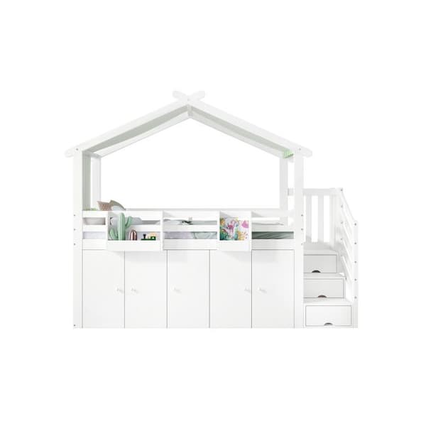 Bunkbeds, barnsängar med säkerhetsgrindar, 1 garderob och 2 skåp, 3 skåp i trappan