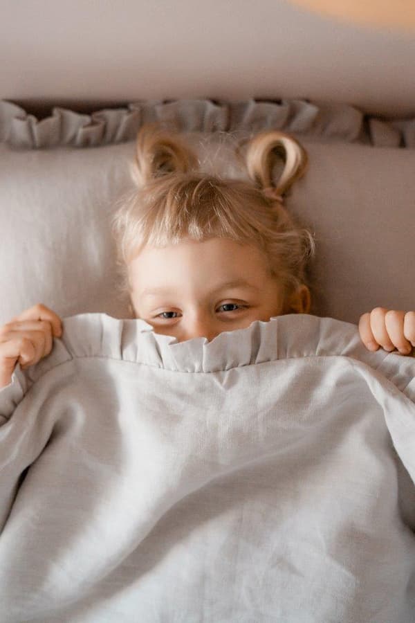Sengetøj i hør til børn 2-6 år - Størrelse M uden fyld - Dusty Pink / Stone Grey / Snow White / Navy Blue