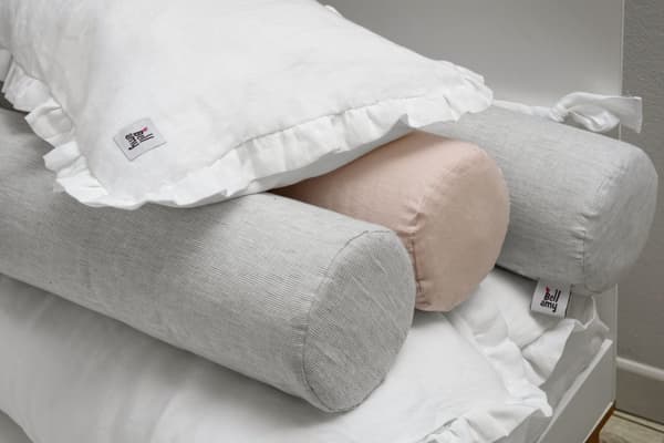 Sängkläder i linne med fyllning för spädbarn 0–2 år – Storlek S – Dammig rosa / Stengrå / Snövit