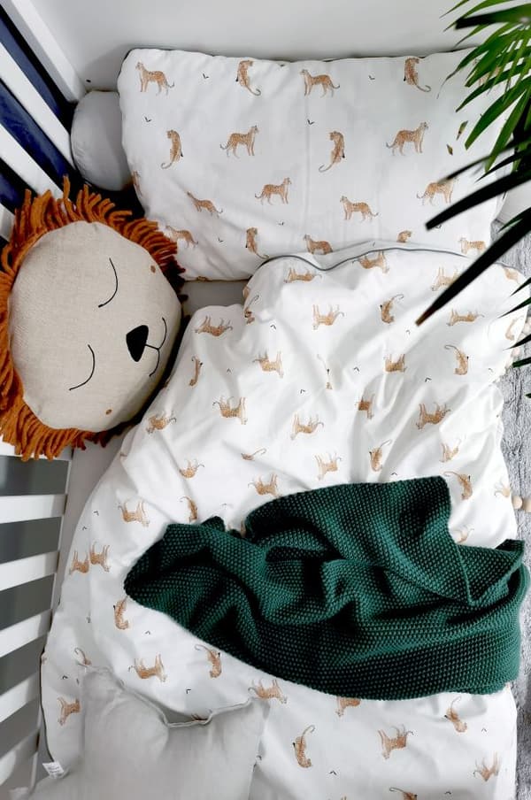 Bäddset barnsäng 100x135 – OEKO-TEX bomull, hypoallergen fyllning, Leopardus - storlek M