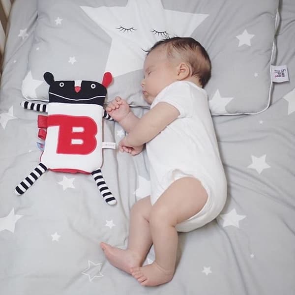 Barnsängkläder set med stjärnor – 100x135 – OEKO-TEX bomull – unisex, Shining Star  M