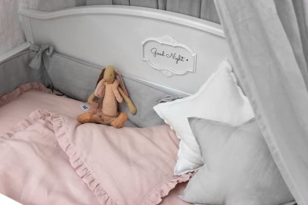 Bellamy linne bäddset med volang – Storlek L – Färg: Fyllning