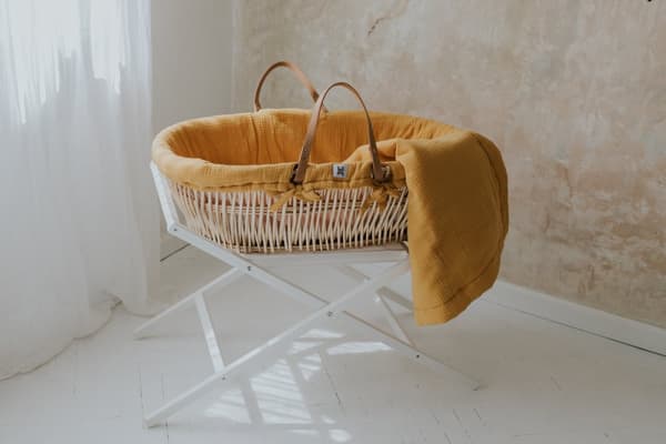 Bäddset för Korg – Bomullsmuslin, Hypoallergen Fyllning, Huvudfördjupning, Oeko-TEX Standard 100 Honey