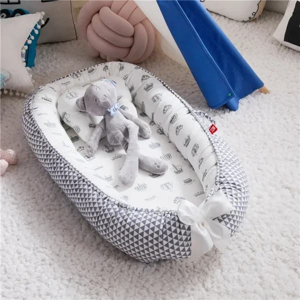 Baby Nest Bed, Blød Polstring, Bærbar Vugge, Unisex Design,1