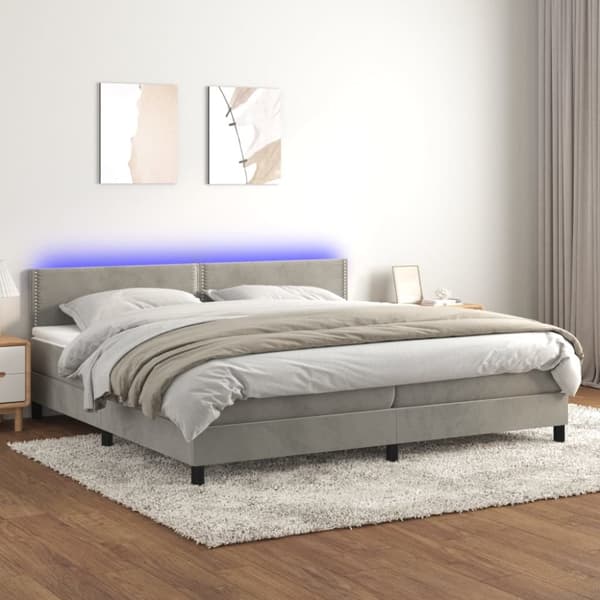 Ramsäng med madrass & LED ljusgrå 200x200 cm sammet