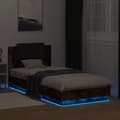 Miniatyrbillede 5 af 10: sengeramme med sengegavl og LED-lys 90x200 cm røget egetræ
