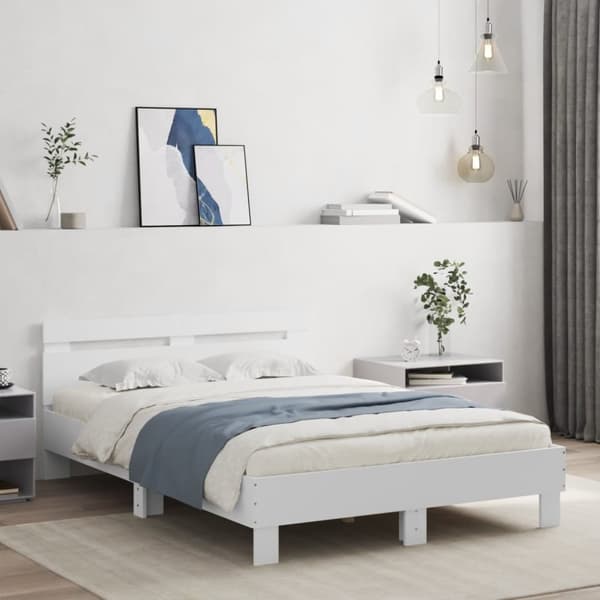 sengeramme med sengegavl og LED-lys 135x190 cm hvid