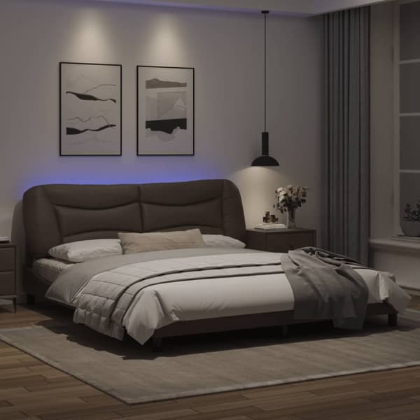 sengeramme med LED-lys 100x200 cm kunstlæder brun