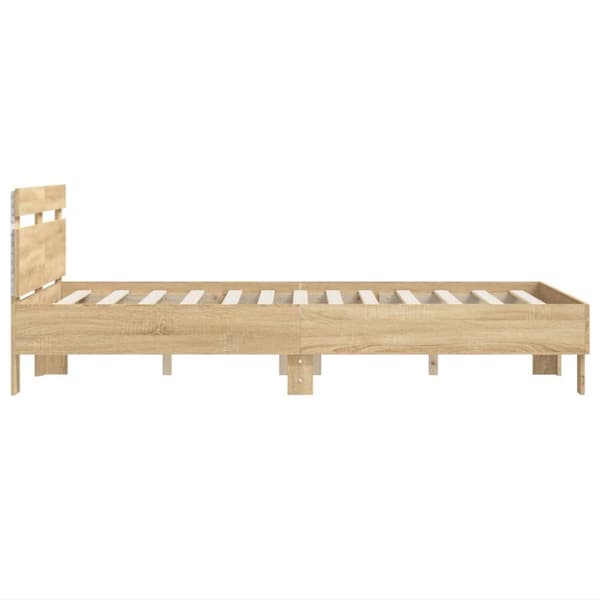 sengeramme med sengegavl og LED-lys 135x190 cm sonoma-eg
