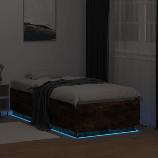 sengeramme med LED-lys 75x190 cm konstrueret træ røget eg