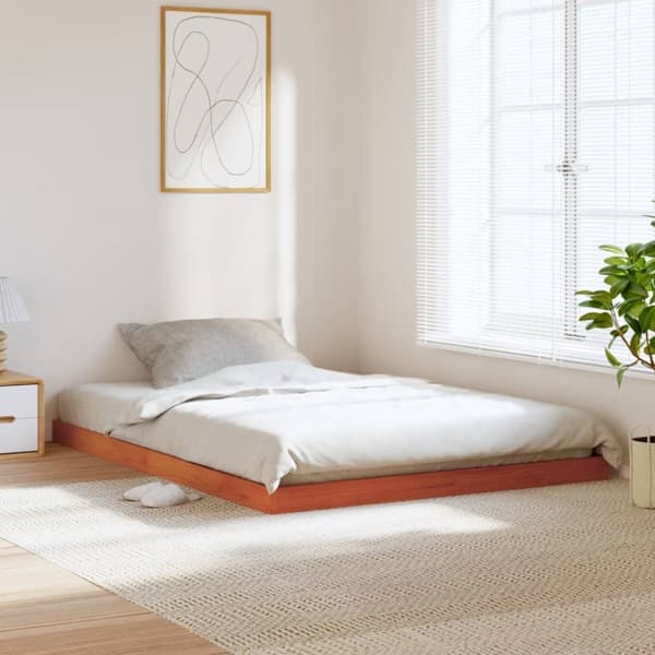 sengeramme 135x190 cm massivt fyrretræ brun
