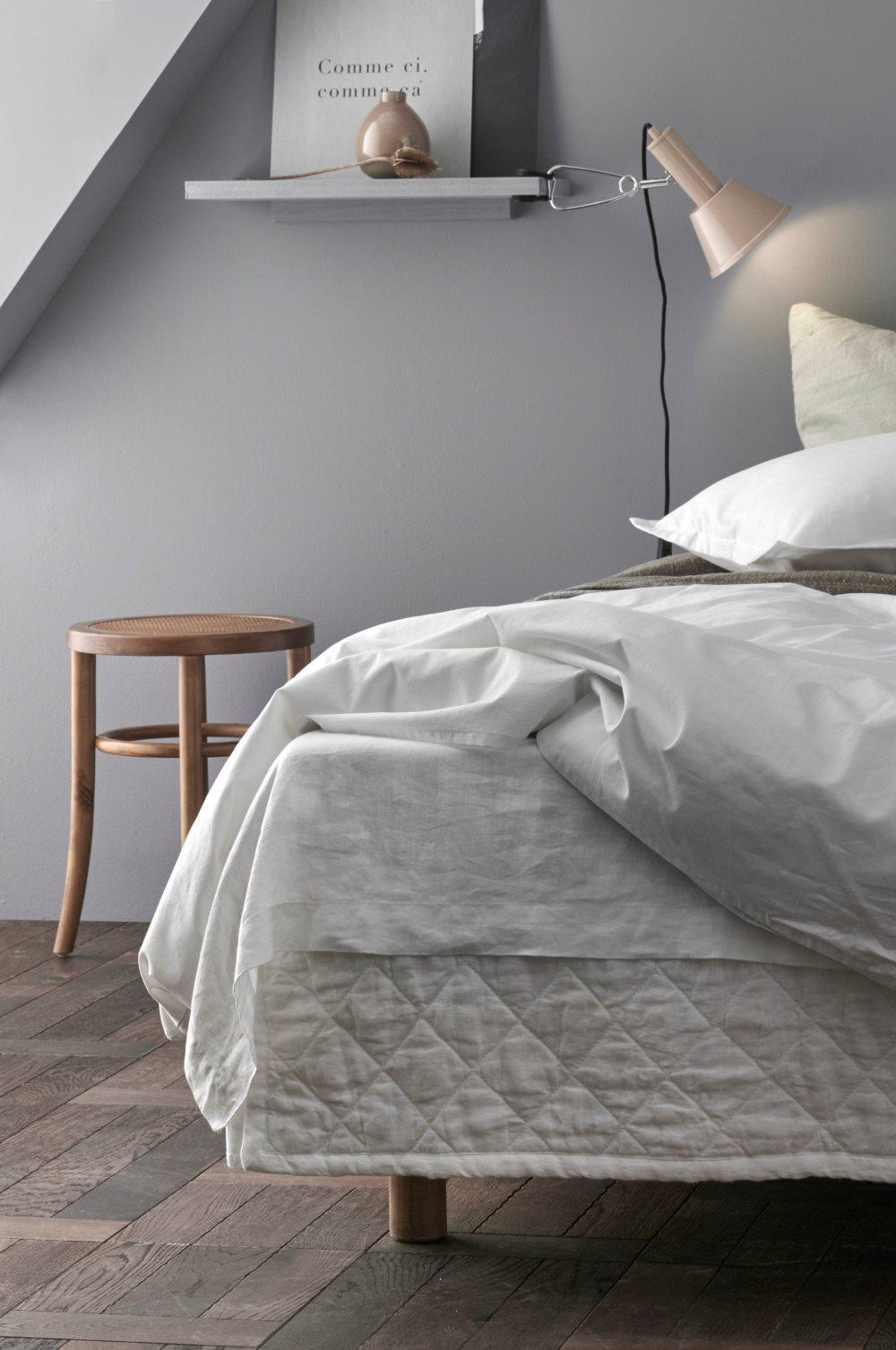 Helmalakana Candice Quilted pestyä pellavaa, korkeus 30 cm