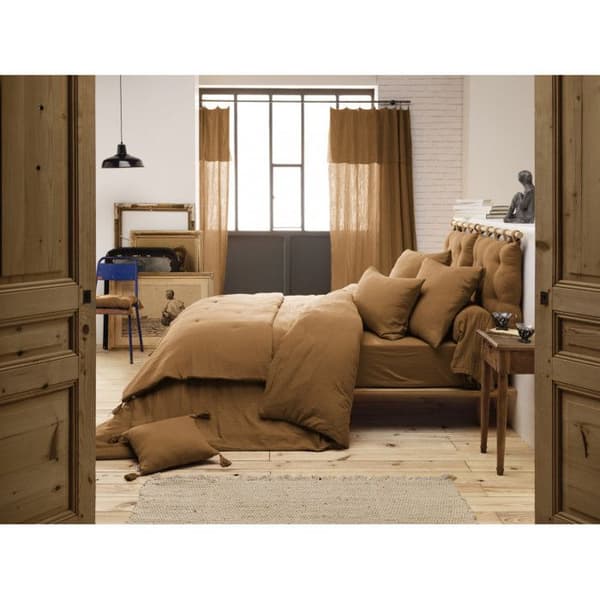 5-delat lakanset 1 platt lakan 270 x 300 + 1 påslakan 180 x 200 + 2 örngott 60 x 60 + 1 Gaïa Camel kuddfodral