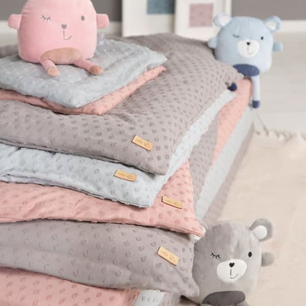 ROBA Lil Planet Organic Baby Bed Set - Påslakan 100x135 + Örngott 40x60 - Rosa