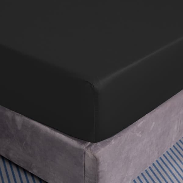 Muotoonommeltu puuvillalakana 160x200+25 musta