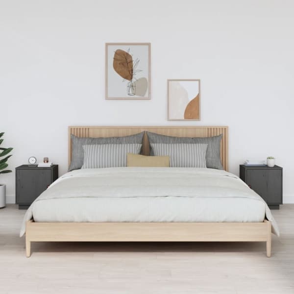 vidaXL Sängbord 2 st grå 40x34x45 cm massivt furuträ