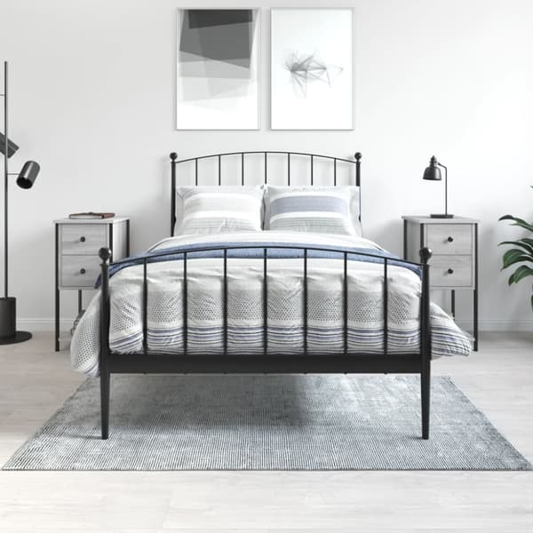 vidaXL sengeborde 2 stk. 32x42x70 cm konstrueret træ grå sonoma-eg
