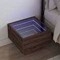 Miniatyrbillede 2 af 11: vidaXL sengebord med Infinity LED-lys 40x40x30 cm brun egetræsfarve