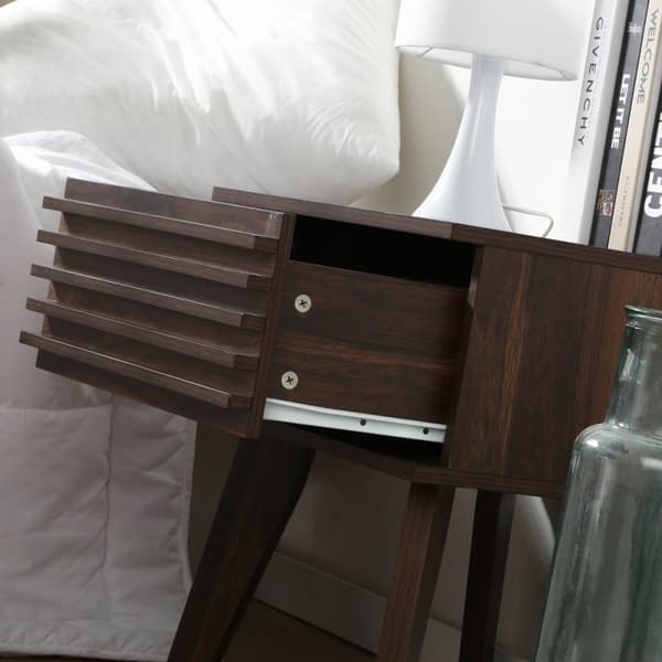 Sängbord 1 Låda Räfflade Träfronter H50 cm - FRIBORG