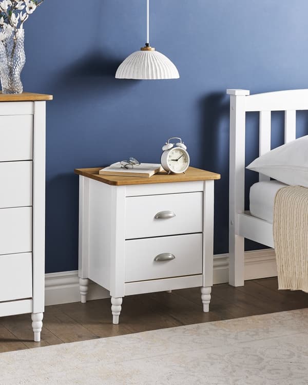 Nattbord Hvit og lyst tre 2 skuffer Retro Stil Design til Soverom