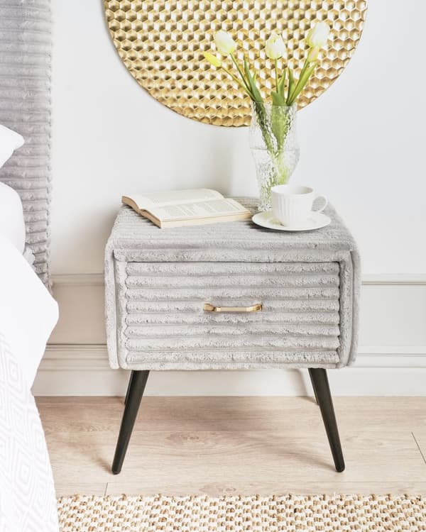 Sengebord Guld Grå Fløjl Metalben 49 x 46 x 38 cm Design Natbord med Skuffe Minimalistisk Design Soveværelsesmøbler Tilbehør