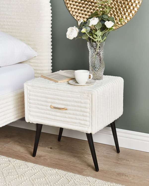 Sengebord Guld Hvid Fløjl Metalben 49 x 46 x 38 cm Design Natbord med Skuffe Minimalistisk Design Soveværelsesmøbler Tilbehør