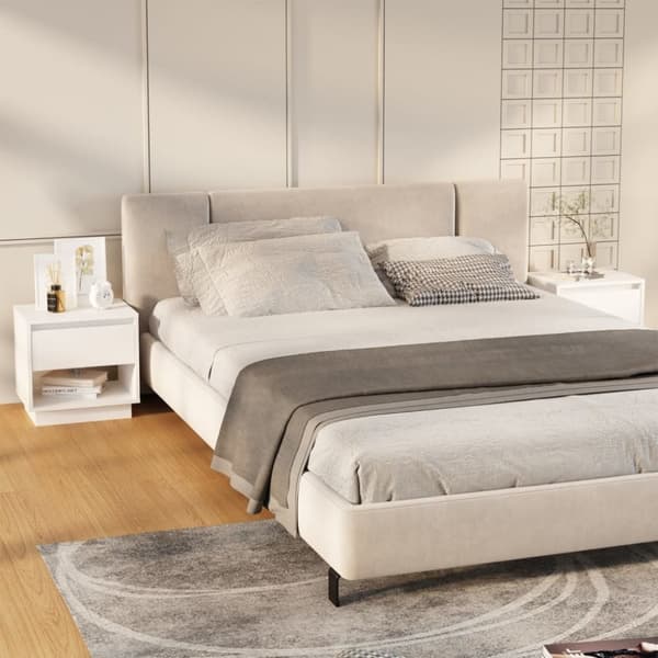 Sängbord vit 2 st 45x34x44 cm konstruerat trä