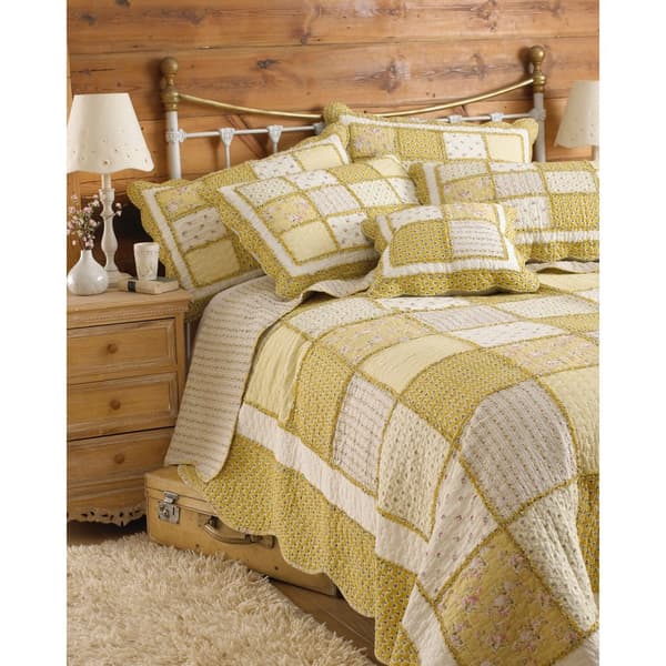 Riva Home Honeybee Bedspread Yellow 275x275cm