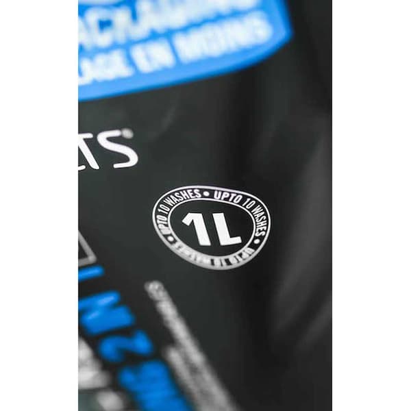 Grangers Rengøringsmiddel Og Vandafvisende Wash + Repel Clothing 2in1 1l Transparent  Mand