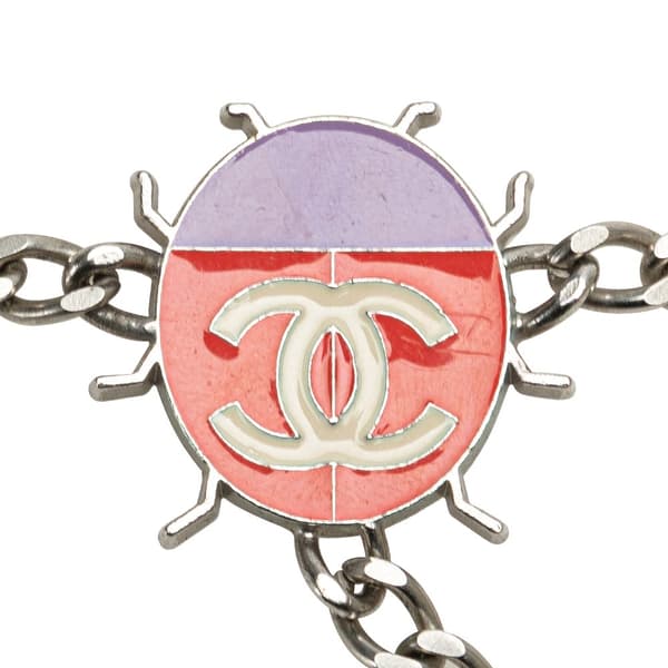 Pre-owned Chanel Silver Plated and Enamel CC Ladybug Chain Link Belt Silver