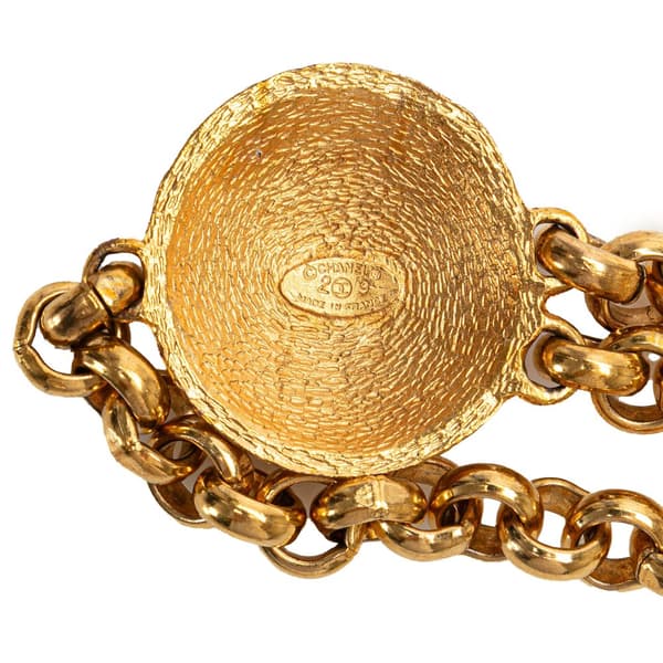 Pre-owned Chanel Gold Plated Medallion Chain Belt Gold