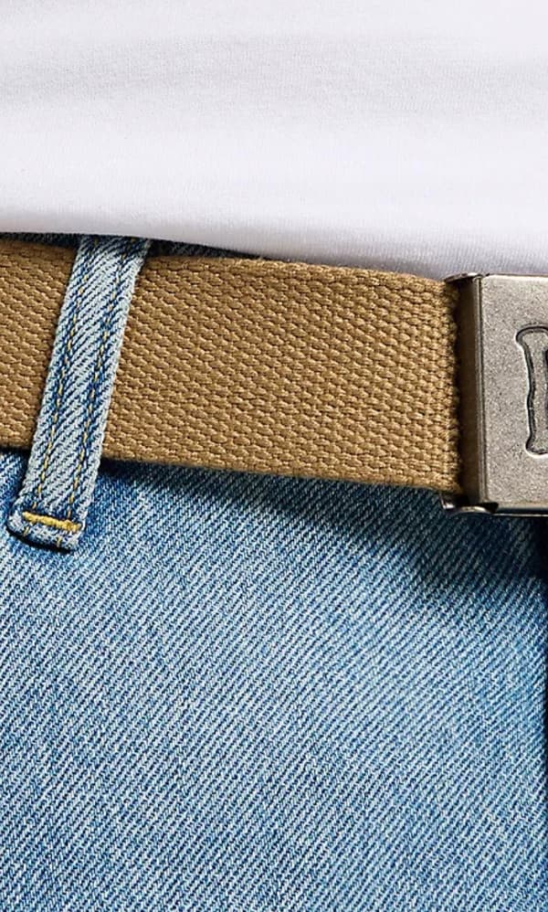 Lee WEBBING BELT Glaserat ingefärabeige bälte med fullt spänne och logotyp Storlek 90 cm