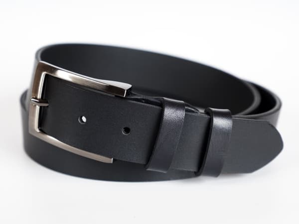 WILD JEANS SLIM HERRBÄLTE I SVART LÄDER, GÅVA, 105 cm