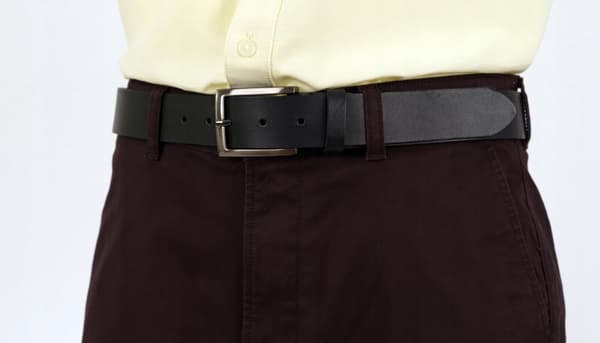 WILD JEANS SLIM HERRBÄLTE I SVART LÄDER, GÅVA, 105 cm