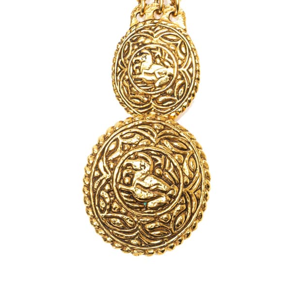 Pre-owned Chanel Gold Plated Equestrian Medallion Chain Belt Gold