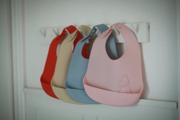Mumin Silikon Haklapp Lingonberry Red Rätt Start