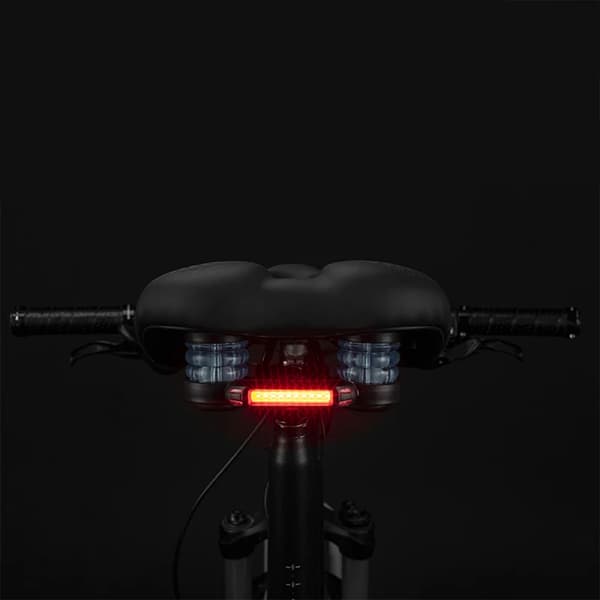 MTB cykelsadel med stötdämpare, vattentät + LED-ljus - svart